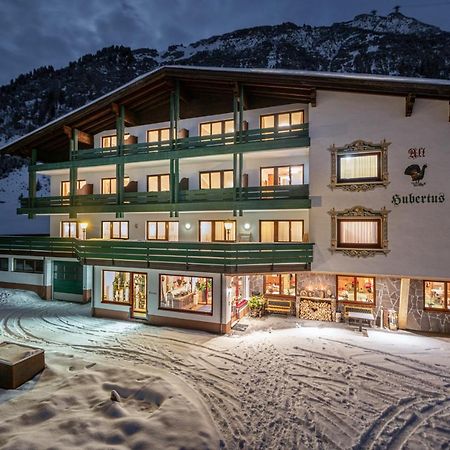 Hubertus, 3 Sterne Superior Hotel Lech am Arlberg Bagian luar foto