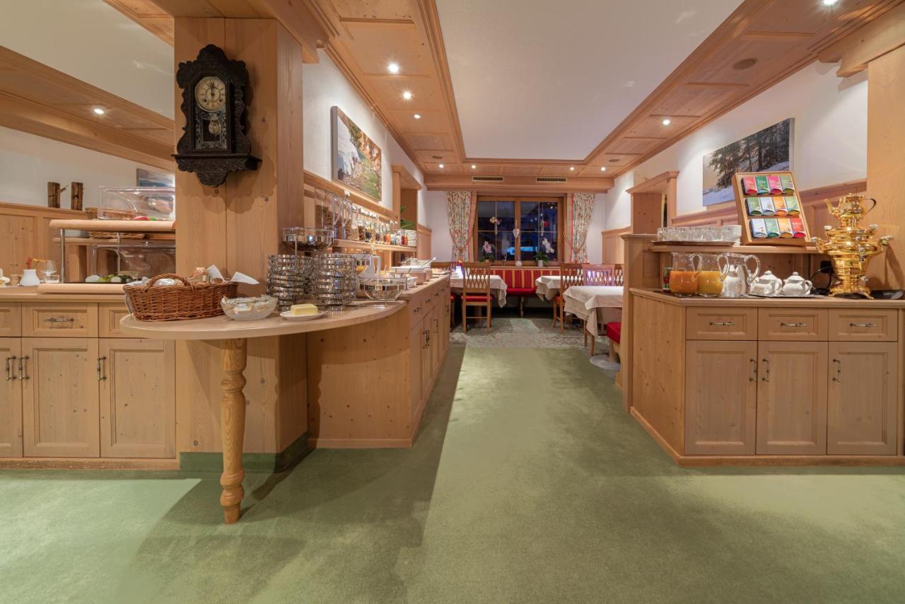 Hubertus, 3 Sterne Superior Hotel Lech am Arlberg Bagian luar foto