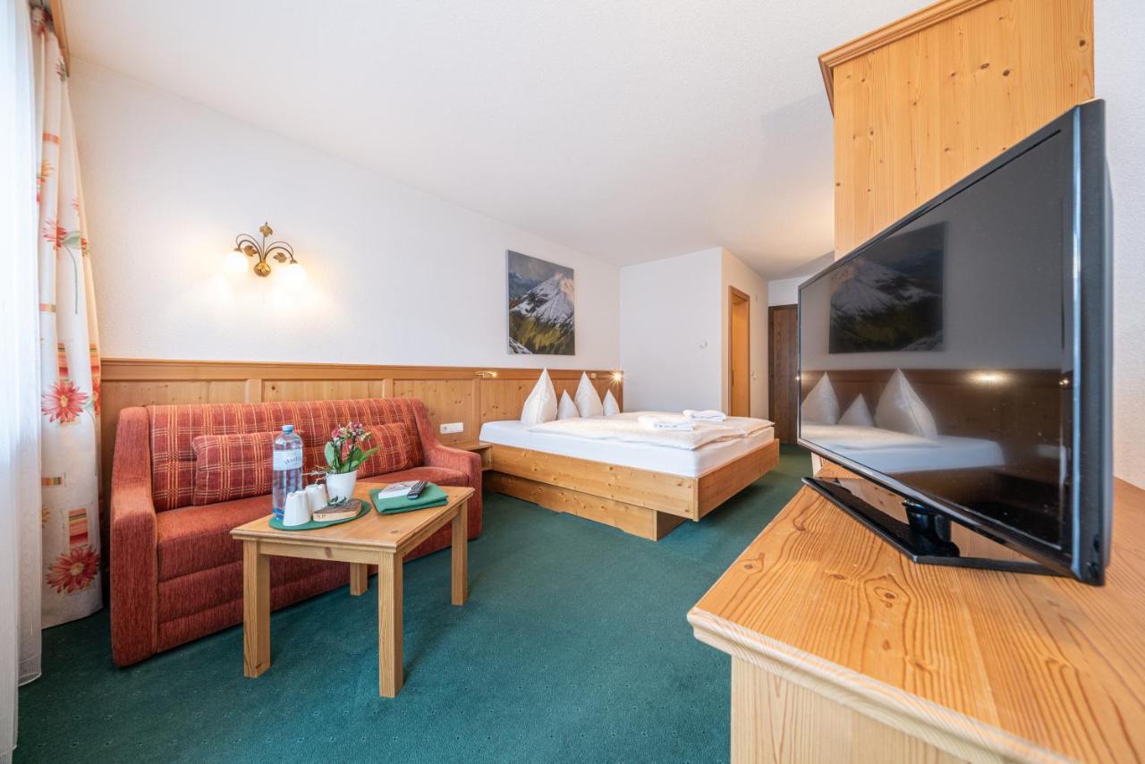 Hubertus, 3 Sterne Superior Hotel Lech am Arlberg Bagian luar foto