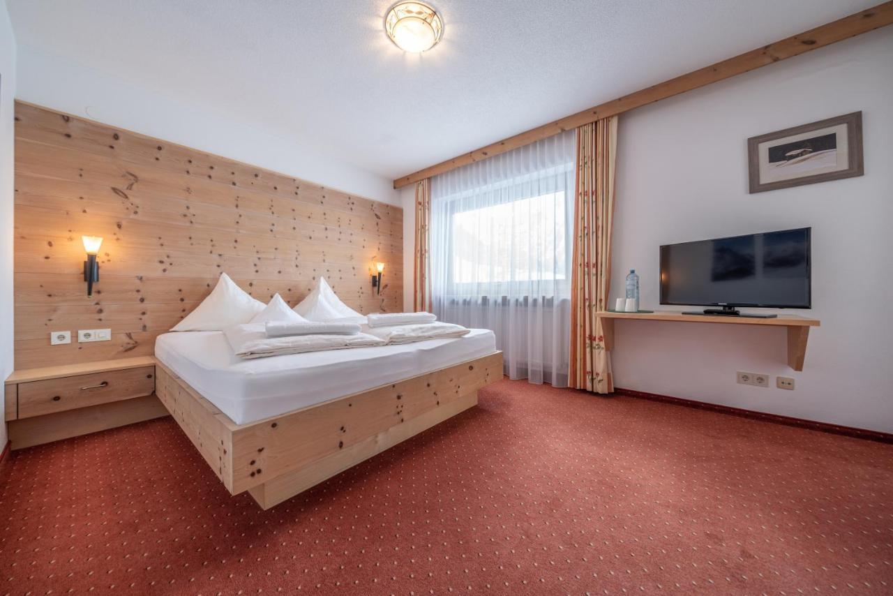 Hubertus, 3 Sterne Superior Hotel Lech am Arlberg Bagian luar foto