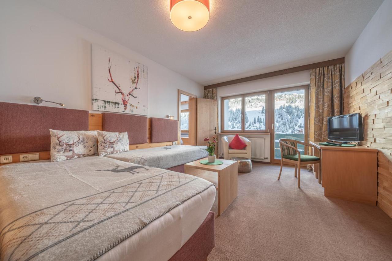 Hubertus, 3 Sterne Superior Hotel Lech am Arlberg Bagian luar foto