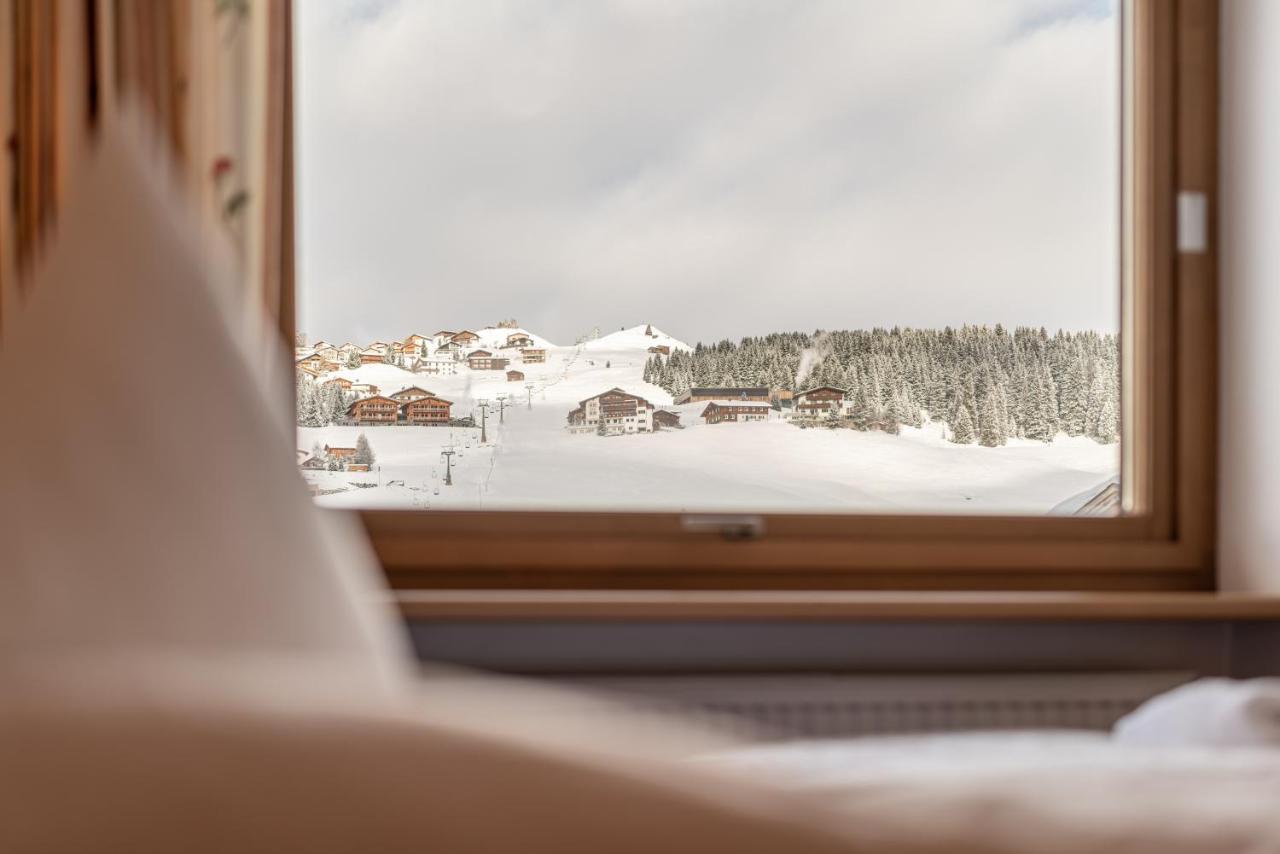Hubertus, 3 Sterne Superior Hotel Lech am Arlberg Bagian luar foto